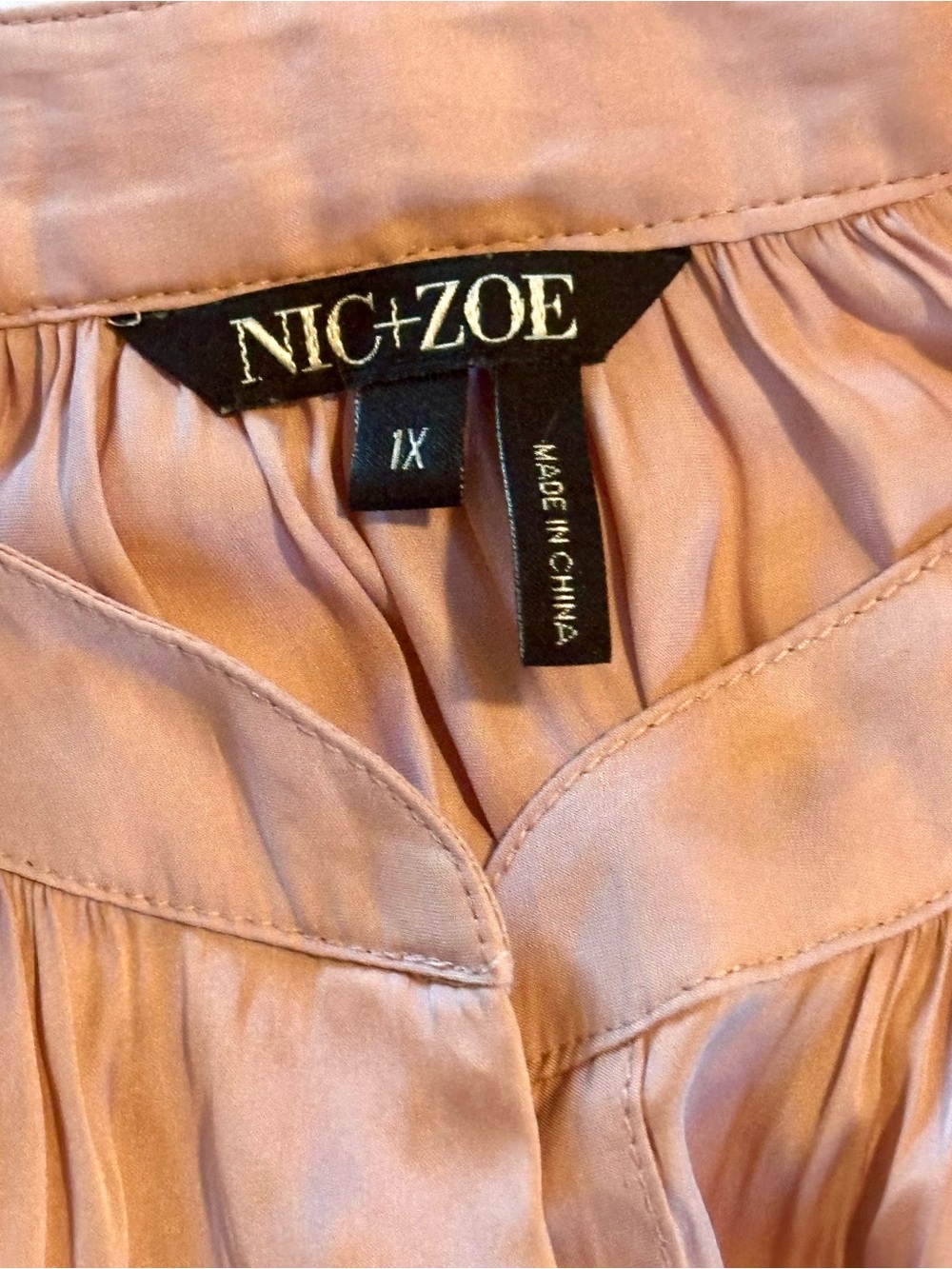 Nic & Zoe Rose Pink Satin Button Front Blouse 1X - Picture 4 of 12